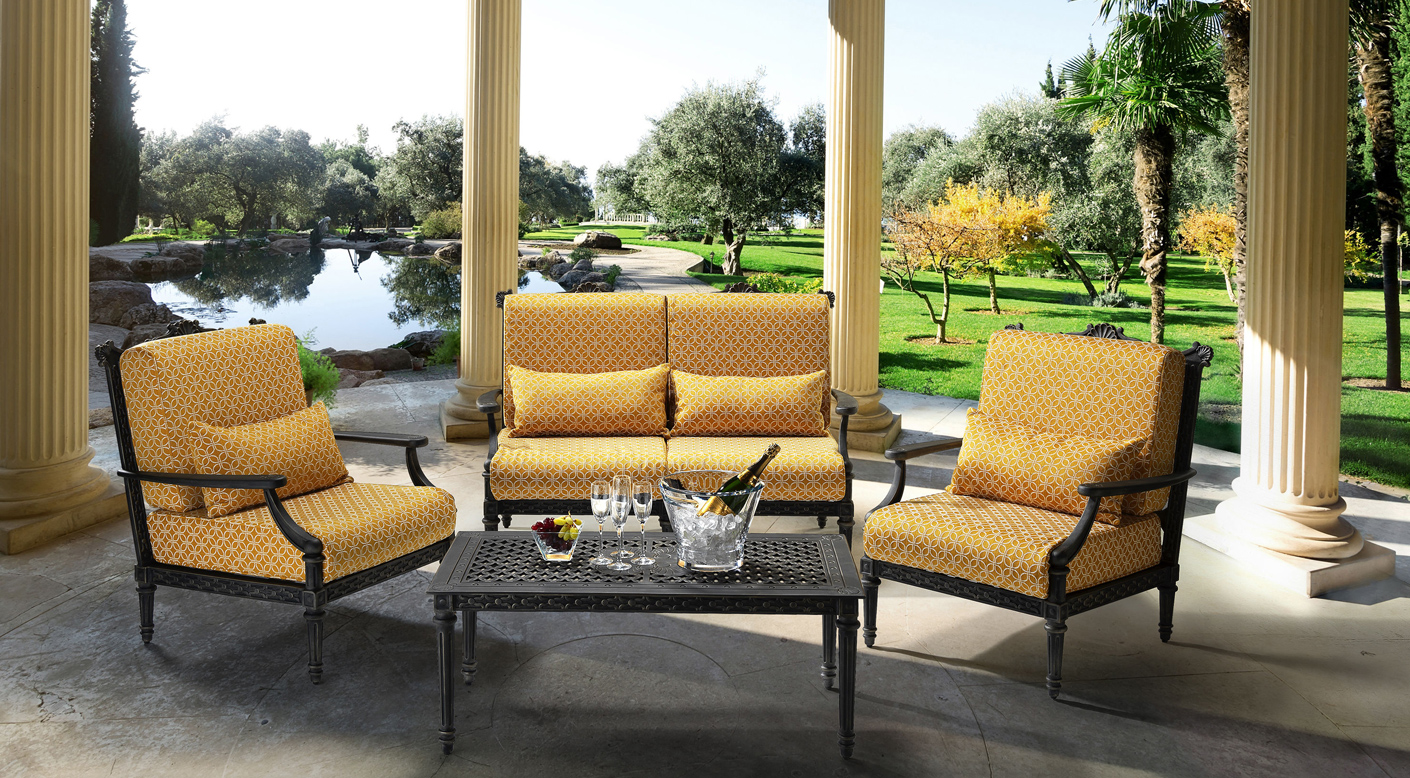 Oxley's Grande Deep Seating set in Antique Gold